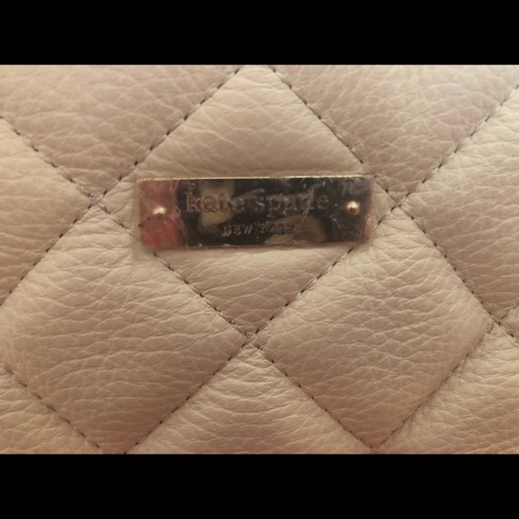 KATE SPADE OFF-WHITE QUILTED HANDBAG W CHAIN - Picture 6 of 9